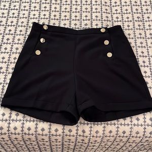NWOT H&M Sailor Style Buttoned High Waisted Shorts